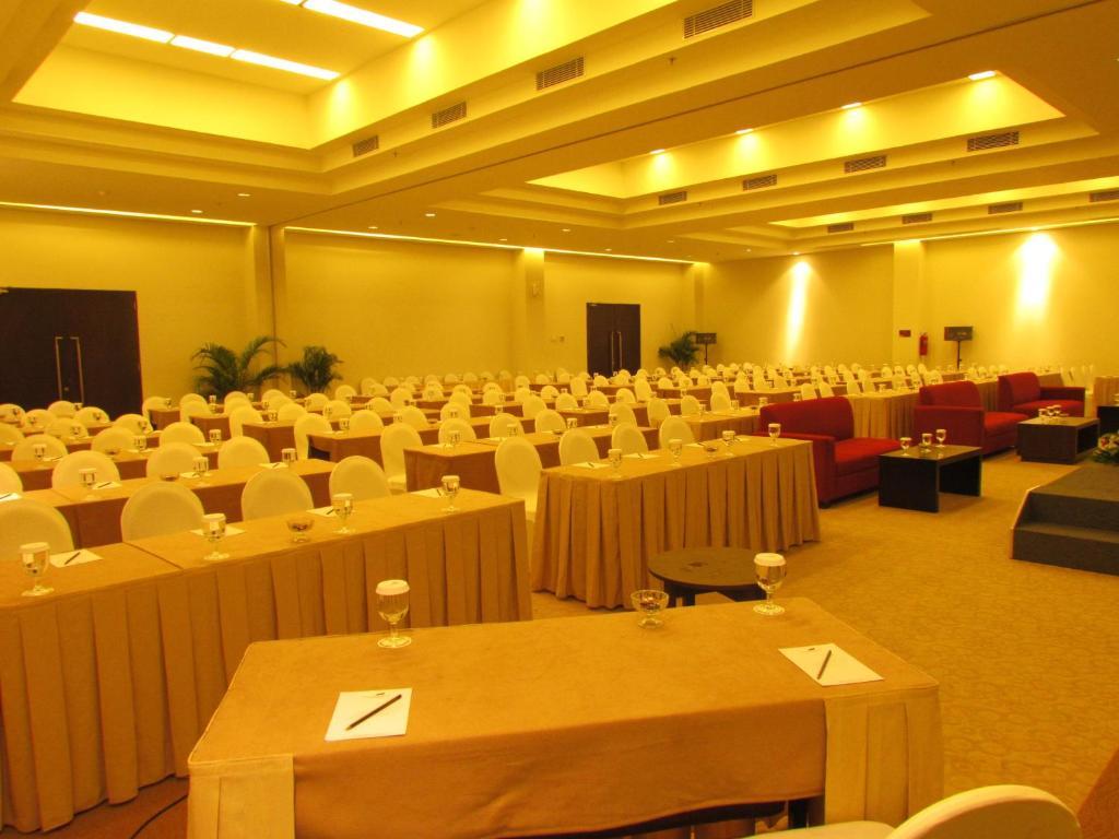 Padjadjaran Hotel Bogor Esterno foto